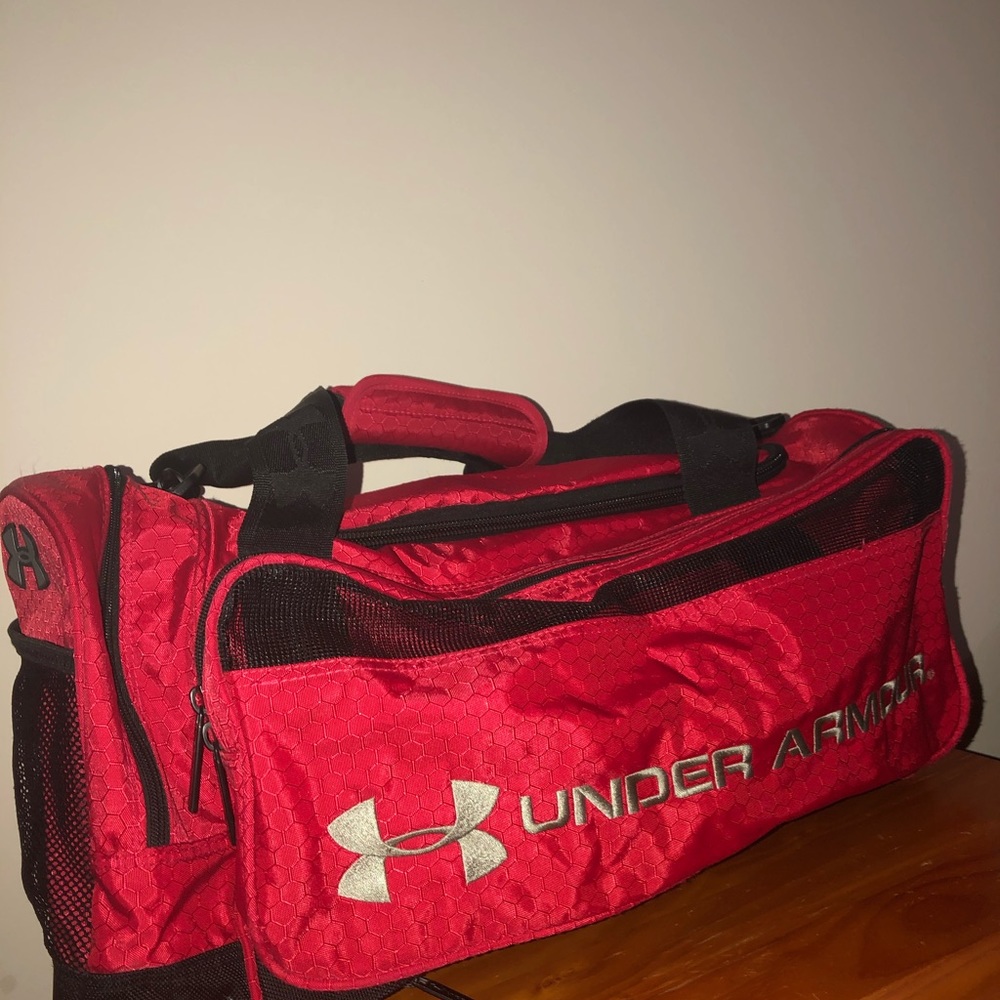 Under Armour Red Mid Sized Duffle Bag W/ strap